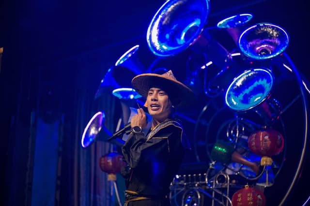 Get Ready For Live Magic.